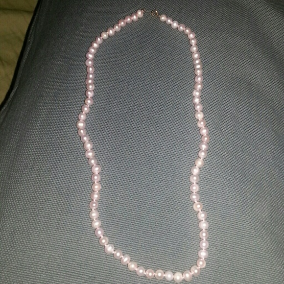 10 kt gold pink fresh water pearl necklace