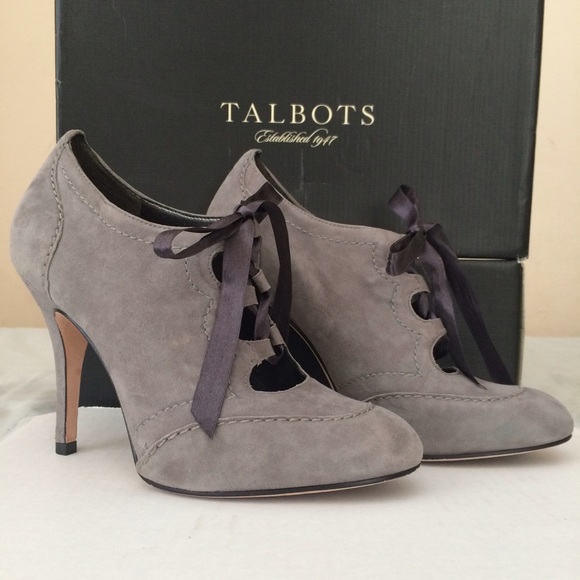 EUC Talbots Suede Laura Bootie Fits Like 6.5