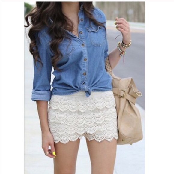 Dresses & Skirts - Beige lace shorts