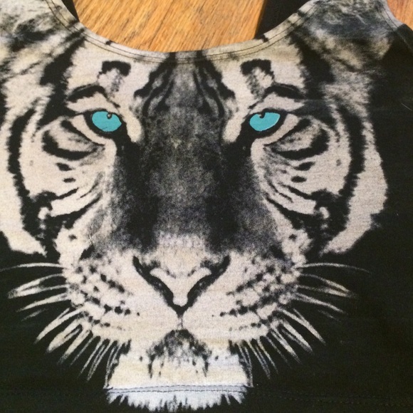 Cropped top - Picture 2 of 3