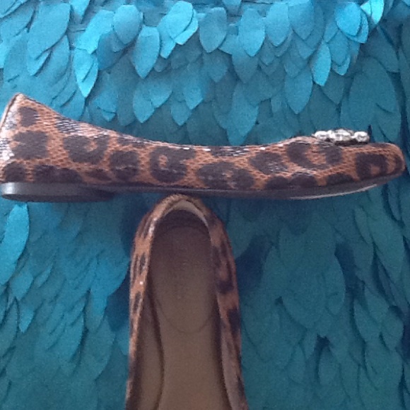 Leopard jeweled ballet flats - Picture 2 of 4