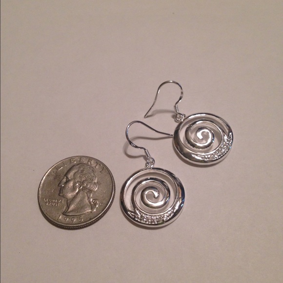SALE 925 SS Sterling Swirl Earrings - Picture 4 of 4