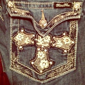 MISS ME embellished, boot cut, jeans.
