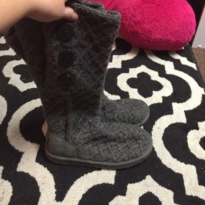 Grey Knit Uggs