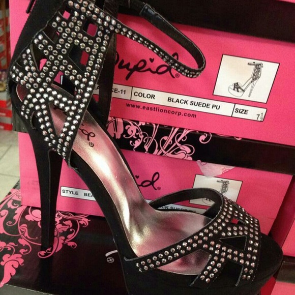 Black With Stone Heels