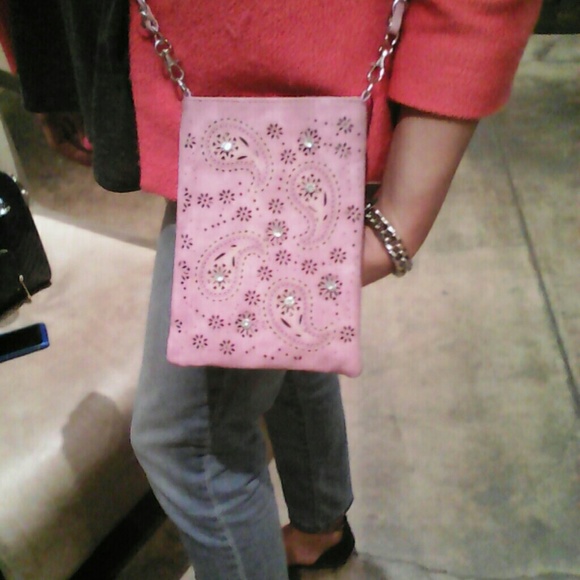 Cross-over - Picture 2 of 3