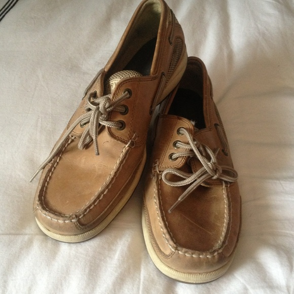 Sperry topsiders