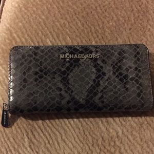 Michael Kors Python wallet zip around