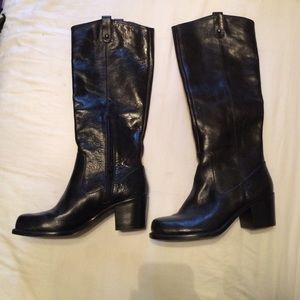 Jessica Simpson black boots
