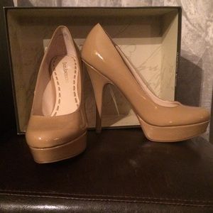 Enzo Angiolini Sz 7 1/2 Smiles Medium Natural