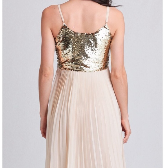 Gold and cream dress - Picture 3 of 4