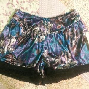 SOLD shorts urban outfitters Band of gypsies