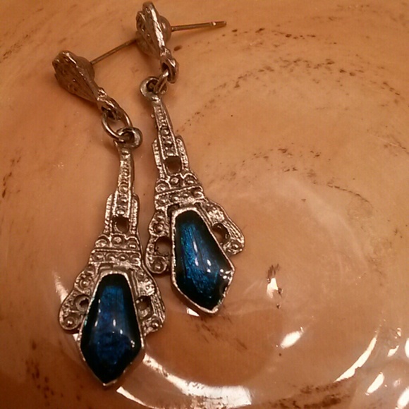 beautiful earrings with blue they come from Paris