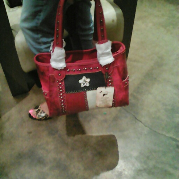 SOLD SOLD SOLD - Picture 4 of 4