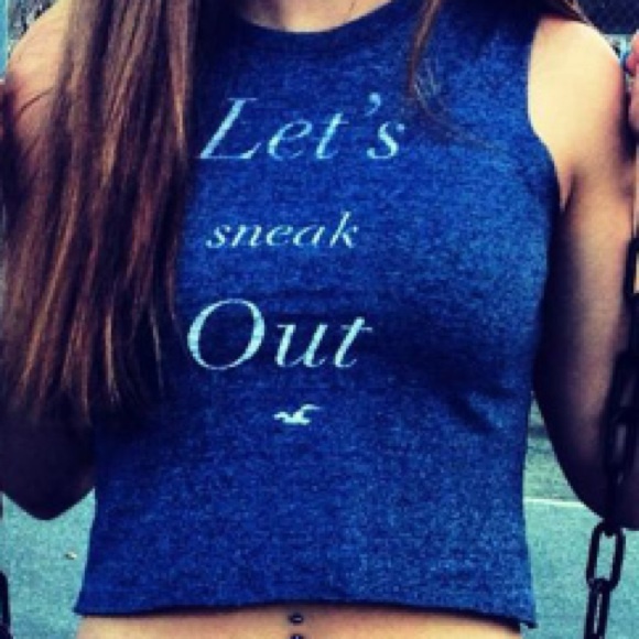Hollister crop top