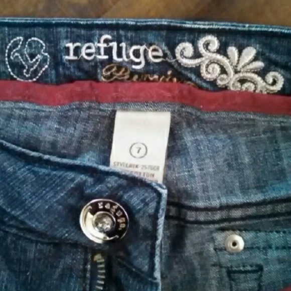 Jeans - Picture 3 of 3