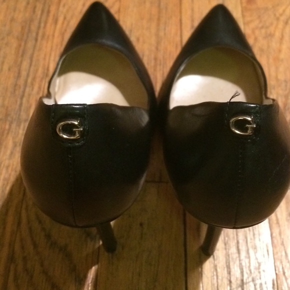 Shoes - Picture 3 of 4