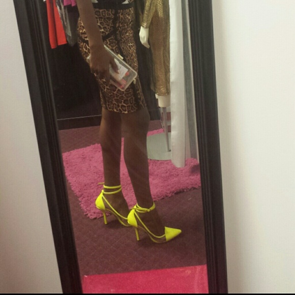 Neon Pumps