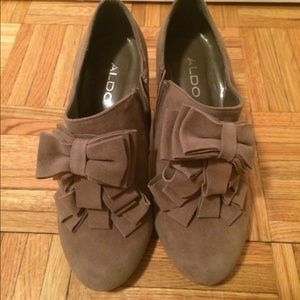 Aldo ruffled booties