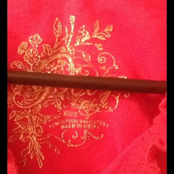 Purple Tank Top with frill around neck and sleeve - Picture 3 of 4