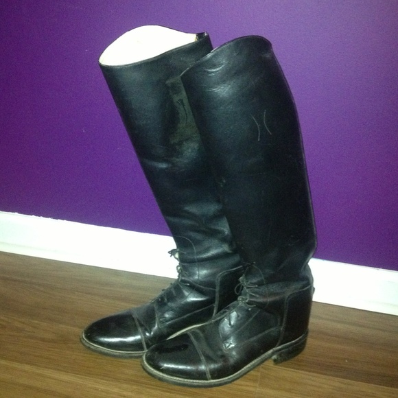 SALE!! Riding boots vintage black leather