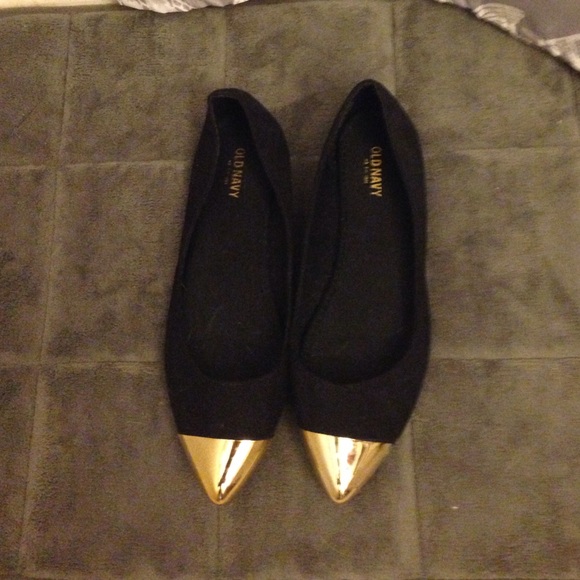 Gold toe flats and black studded flats bundle