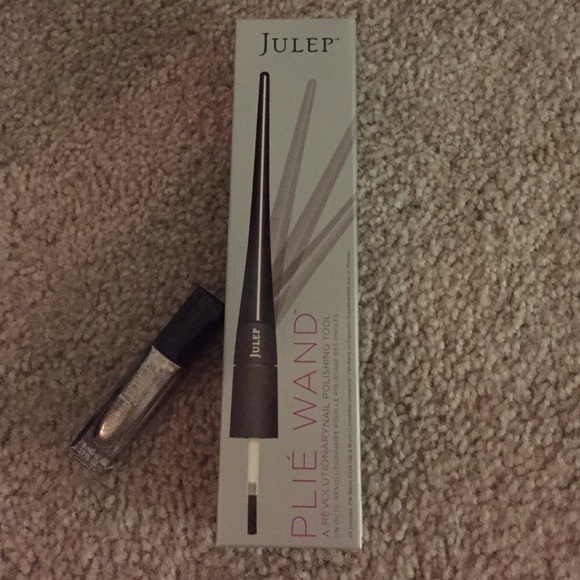Julep Plié nail wand and metallic polish