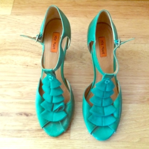 Ready for Spring?? Miz Mooz ruffle green heels.