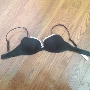 Victoria's Secret push up bra size 32 C