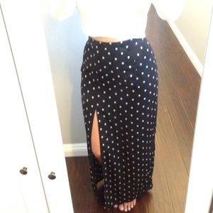 Forever 21 Skirts - Forever 21 polkadot skirt with slit Forever 21 Skirts - Forever 21 polkadot skirt with slit
