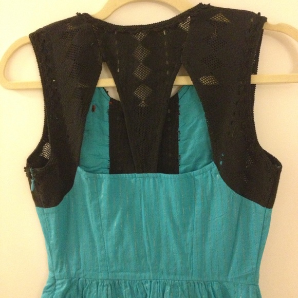 ๐๐Pop Of Color HP 5/23๐๐ Free people dress ๐น - Picture 4 of 4