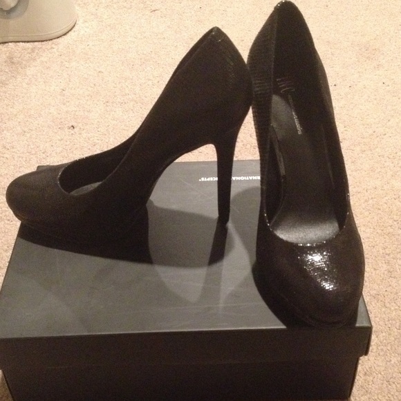 INC Black Leather Pumps