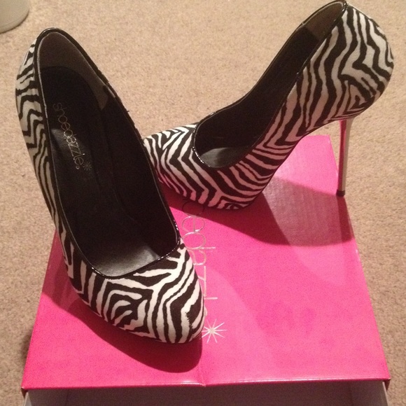 Shoe Dazzle Stilettos
