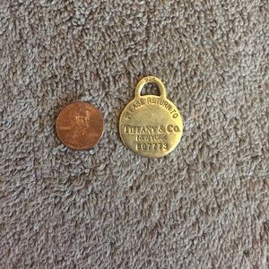 Please Return to Tiffany & Co. Pendant only