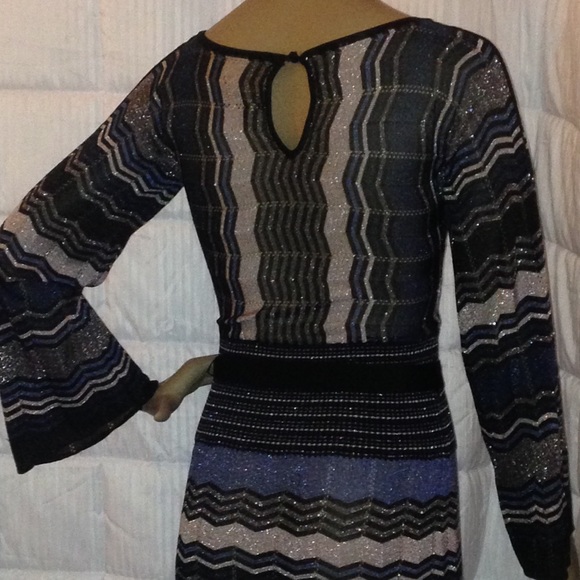 "SOLD" Laundry by Shelli Segal dress - Picture 2 of 4