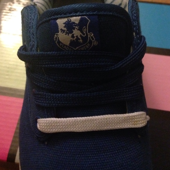 To small - Picture 2 of 4