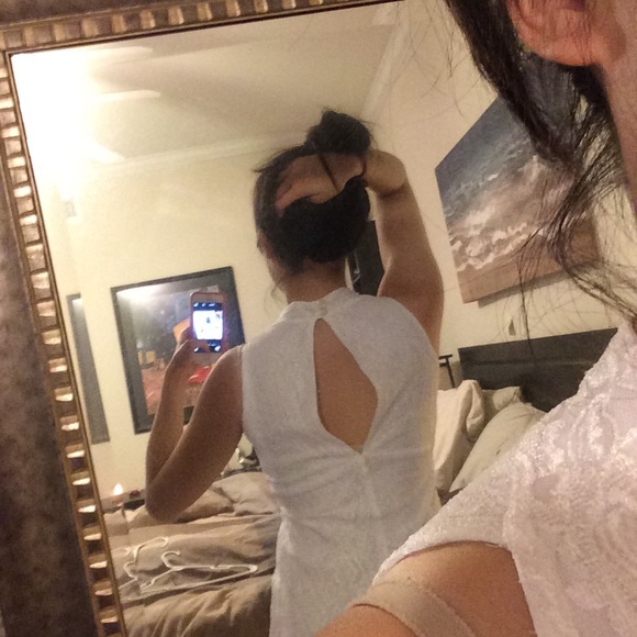 Flirty white lace dress with pearl button detail - Picture 2 of 2