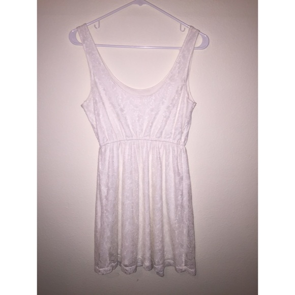Forever21 Cream Lace Dress