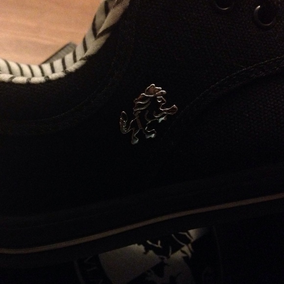 To small - Picture 2 of 4