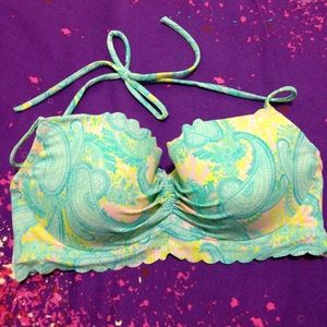 Victoria's Secret The Getaway Halter Bikini