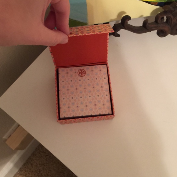 Tory Burch Post It Notes