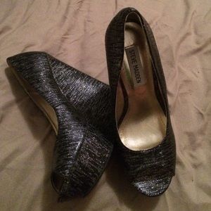 Steve Madden wedges