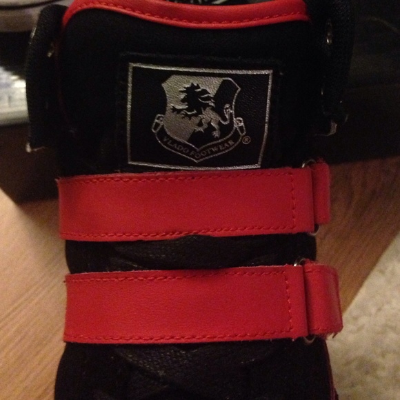 To small - Picture 2 of 4