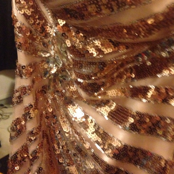 🌟NWT STUNNING EVENING GOWN - Picture 3 of 4