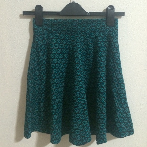 skater skirt - Picture 1 of 2