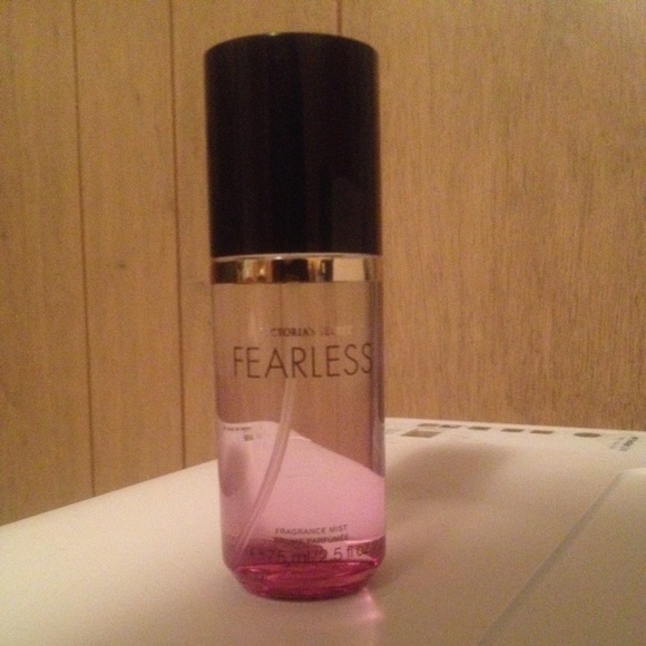Victoria's Secret Accessories - Victoria's Secret FEARLESS spray