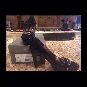 Ann Taylor heels