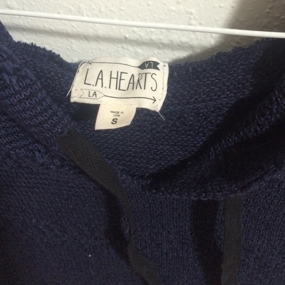 Navy hoodie - Picture 2 of 3