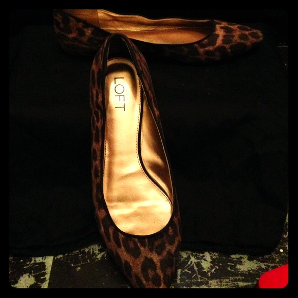 Loft cheetah flats