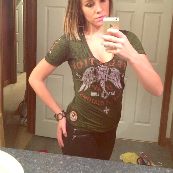 Affliction T-shirt in brand new condition! - Picture 1 of 4